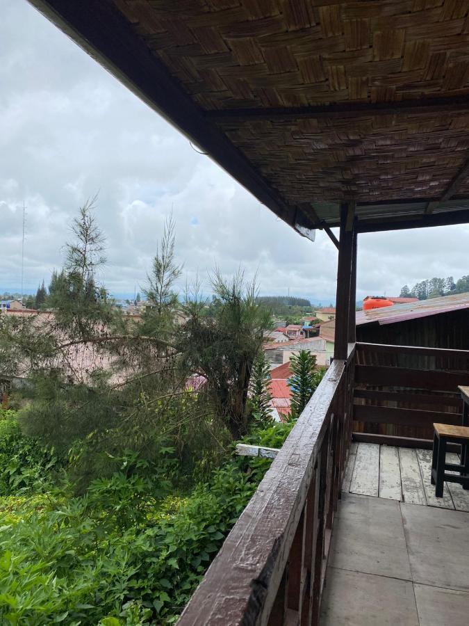 Ron'S Guest House Berastagi Backpacker Rooms Exterior foto